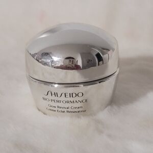 Shiseido Bio-Performance Glow Revival Cream - Sleek Silver